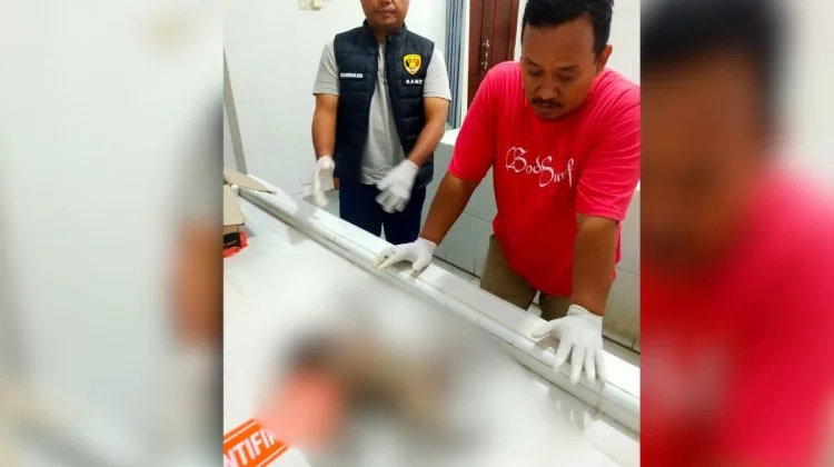 Otopsi Ungkap Bayi di Sungai Genteng Dibuang usai Dilahirkan