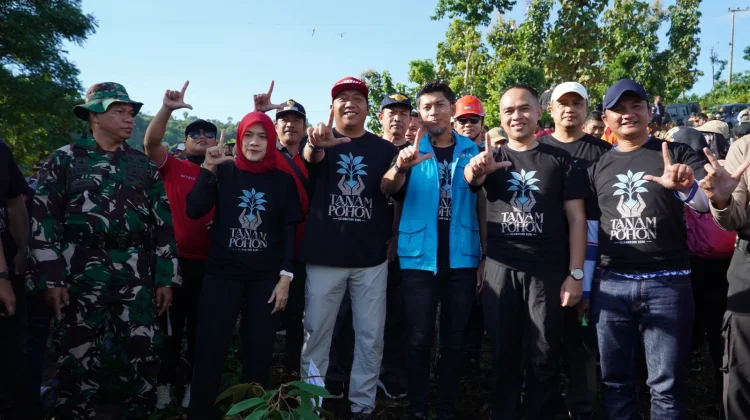 Hari Bumi, PLN Ikut Andil Tanam Ribuan Pohon