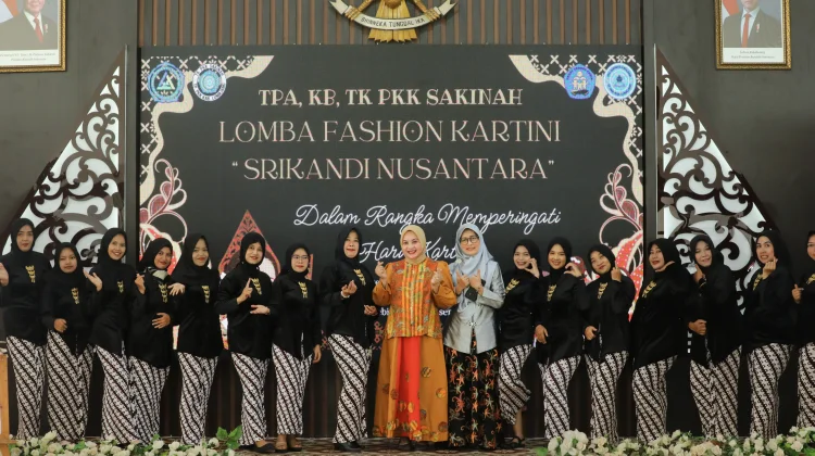 Semarak Hari Kartini, PAUD Terpadu Sakinah Lumajang Gelar Lomba Fashion Show