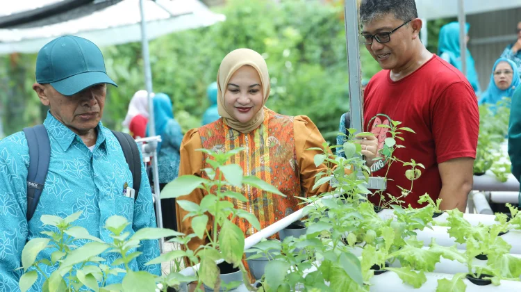 PKK Lumajang Dorong Sampah Jadi Berkah: Dari Rumah Tangga Menuju Ekonomi Produktif