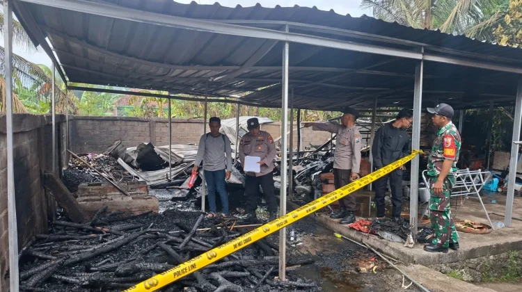 Dapur Rumah Warga di Tegaldlimo Banyuwangi Terbakar, Kerugian Rp60 Juta