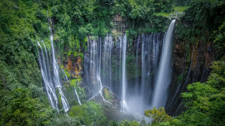 Tumpak Sewu–Teras Semeru Melejit, Lumajang Jadi Primadona Wisman di Jatim