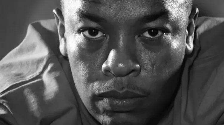 Sepak Terjang Dr. Dre Bawa Hip-hop ke Arus Utama