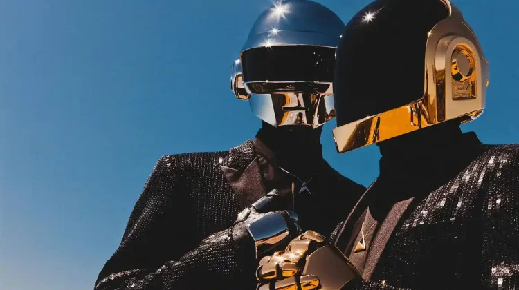 Helm Robot Ikonik, Usaha Daft Punk Jaga Privasi