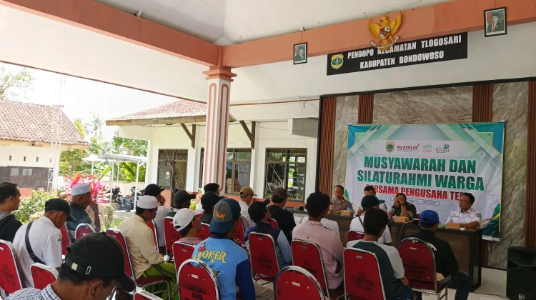 Jalan Rusak karena Truk Tebu,  Kades: Warga Perbaiki Swadaya