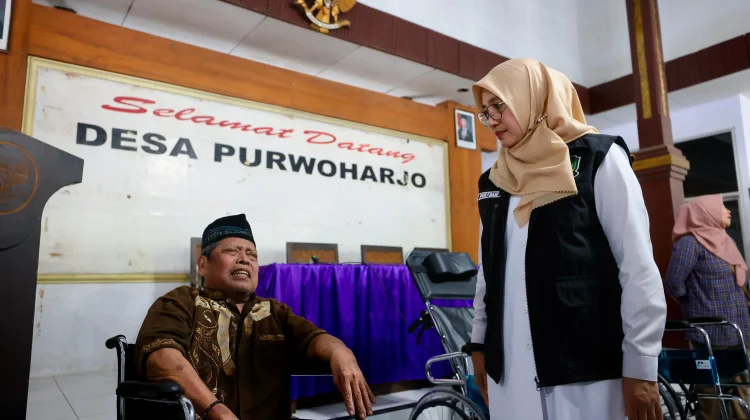 Bupati Ipuk Ngantor di Desa, Layanan Jemput Warga