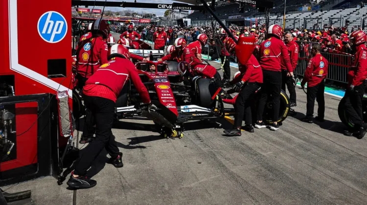 Cara Kerja Pit Stop F1 Menginspirasi Dunia Medis