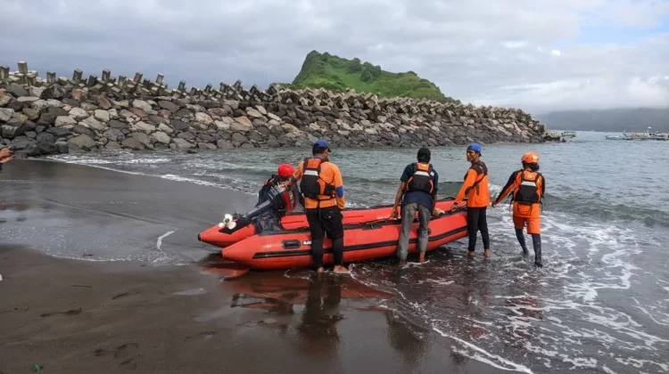 Hari Ketiga, Korban Tersapu Ombak di Watu Ulo Belum Ditemukan