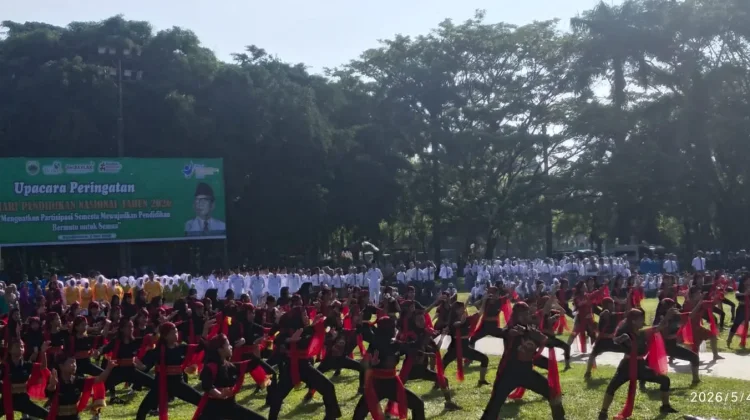 Remo Sutinah, Warnai Peringatan Hardiknas Bondowoso