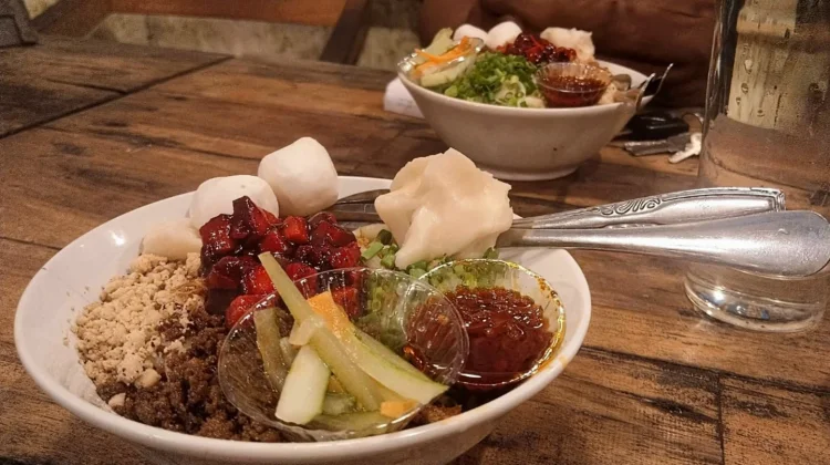Bakmi Lintas Generasi, Dari Sederhana Jadi Kekinian