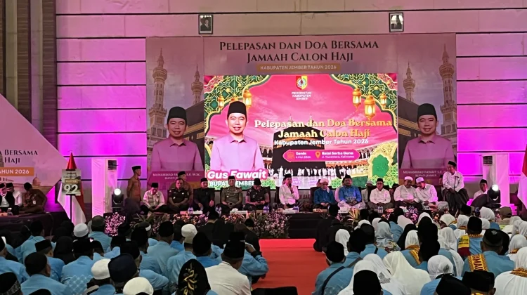Ribuan Jemaah Calon Haji Jember Ikuti Doa Bersama