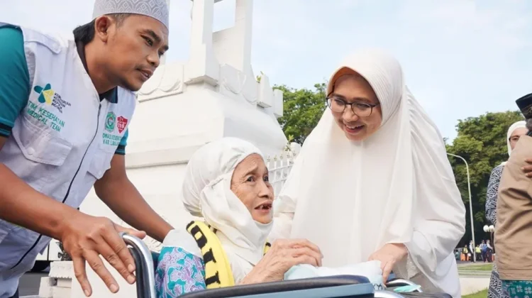 Dari Lansia hingga Reguler, Semua Jemaah Dapat Layanan Humanis