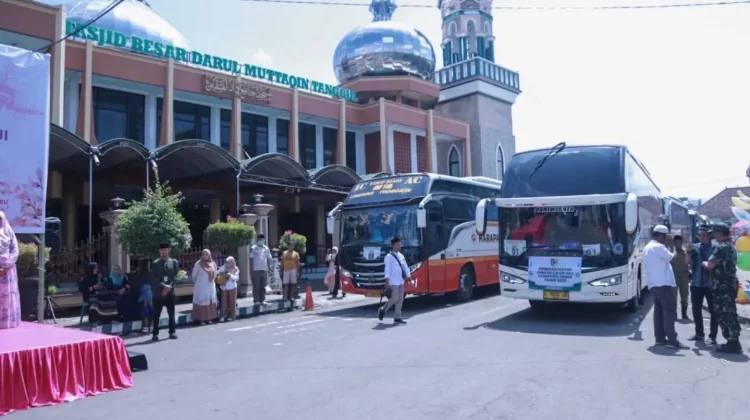 Pemkab Jember Siapkan 70 Bus untuk Pemberangkatan Jemaah Haji
