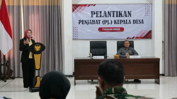 Lantik 3 Pj Kades Baru, Bunda Indah Warning Keras Soal Transparansi Dana Desa!