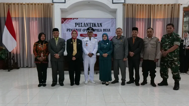 Lantik 3 Pj Kades Baru, Bunda Indah Warning Keras Soal Transparansi Dana Desa!