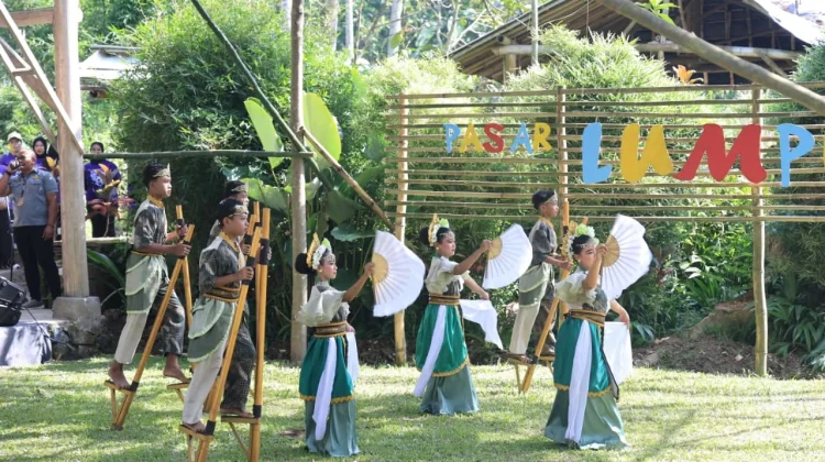 Wamen Komdigi: Permainan Tradisional Penting untuk Digital Wellbeing Anak
