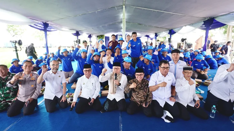 Menko Zulhas Cek Pupuk dan Harga Gabah di Banyuwangi