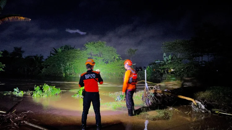 Gerak Cepat BPBD Lumajang Tangani Banjir Luapan Semeru di Tengah Musim Kemarau