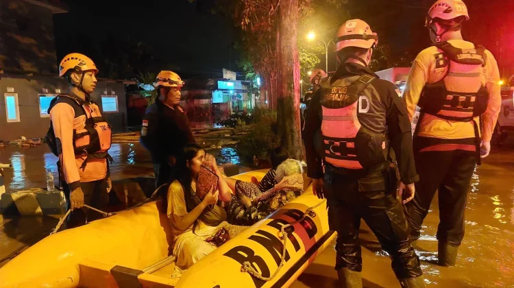 Gerak Cepat BPBD Lumajang Tangani Banjir Luapan Semeru di Tengah Musim Kemarau