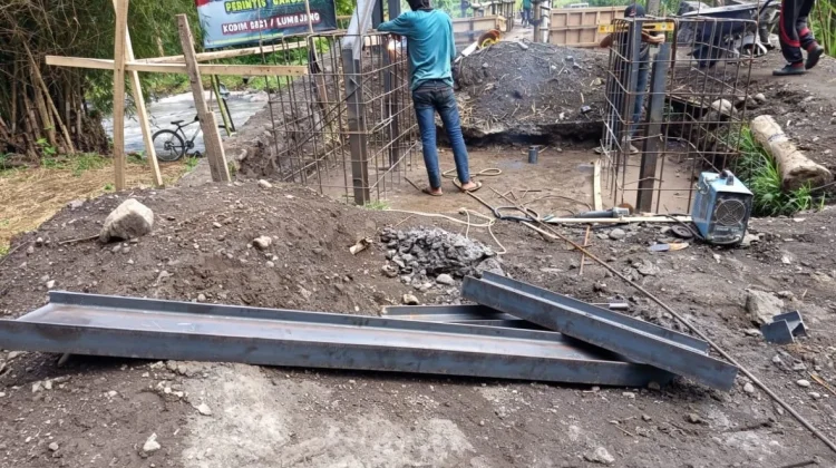 Pembangunan Jembatan Pasrujambe Lumajang Tingkatkan Mobilitas Masyarakat