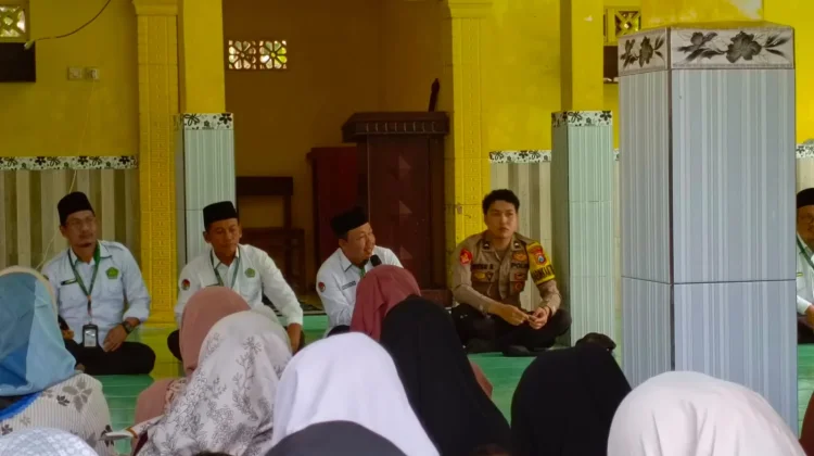 Polsek Tempursari Bentengi Pelajar dari Kenakalan Remaja