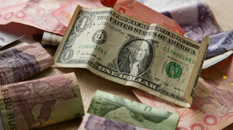Ternyata Ini Asal-Usul Simbol Dolar ($) dan Rupiah (Rp)