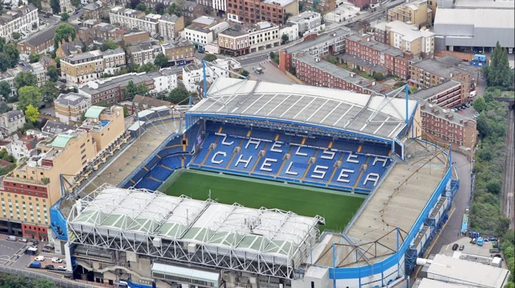 Chelsea Pitch Owners, Fans "Pemilik" Stamford Bridge