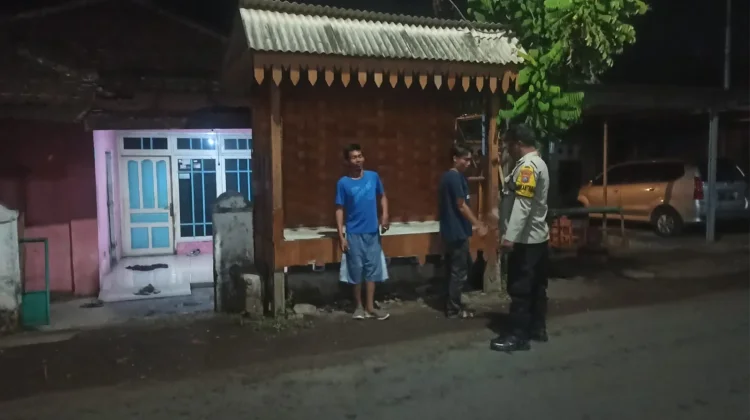 Polres Lumajang Perkuat Kamtibmas Lewat Sambang Poskamling