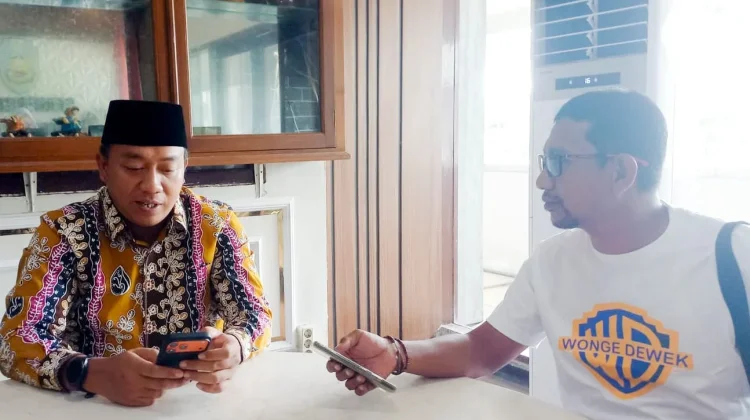 Dua Kades Diberhentikan sementara karena belum Mengembalikan DD