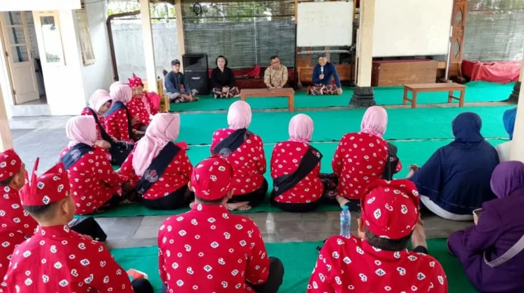PWRI Lumajang Tingkatkan Wawasan Kebudayaan