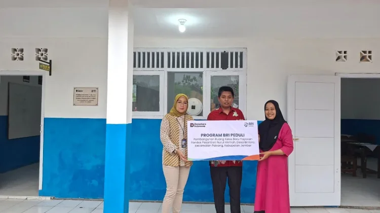Madrasah Gratis di Jember Ini Akhirnya Punya Ruang Kelas Layak