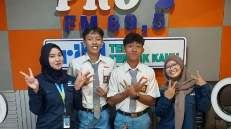 Septyan Ukir Prestasi Futsal Bersama SMKN 4 Jember