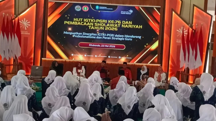 Bupati Ajak Guru TK Mengajar dengan Suasana Gembira