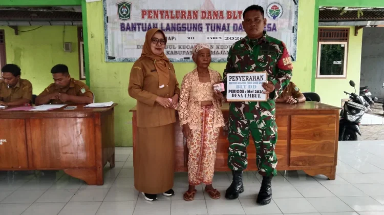 Penyaluran BLT di Desa Umbul Kedungjajang Lumajang Berjalan Lancar