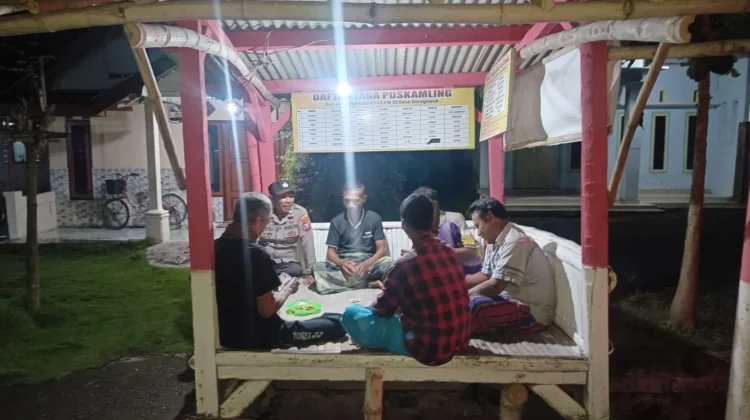 Polsek Kunir Sambangi Poskamling Jaga Kamtibmas