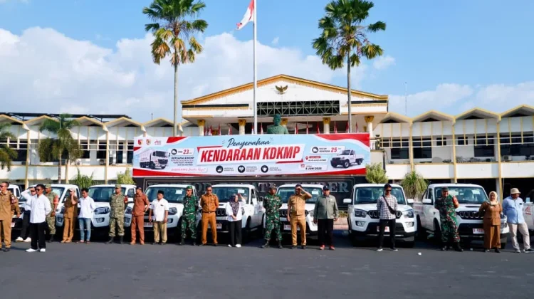 Pemkab Jember Serahkan 48 Armada untuk Perkuat Koperasi Merah Putih
