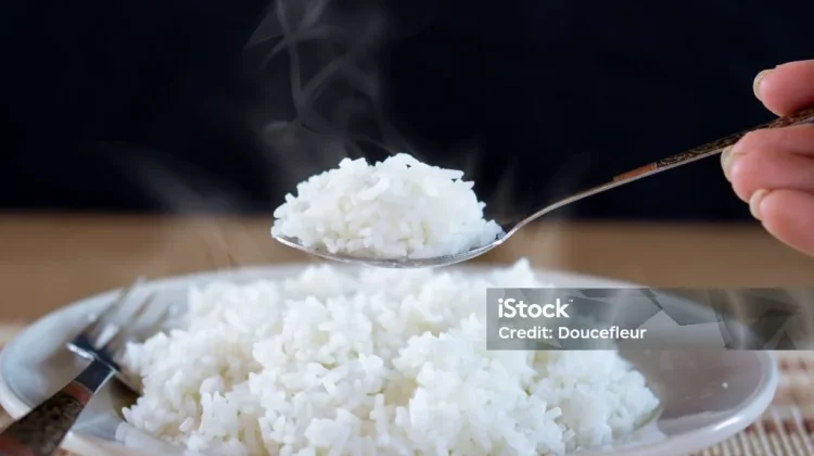 Dilema Kesehatan antara Nasi Hangat dan Nasi Dingin
