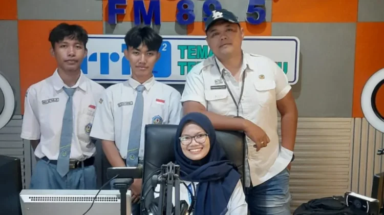 Pelajar MAN 2 Jember Lolos OPSI Nasional lewat Riset Kecemasan Sosial Remaja