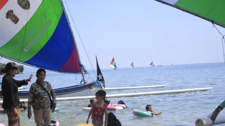 Pemkab Situbondo Buka Peluang Kerjasama Pengelolaan Pasir Putih