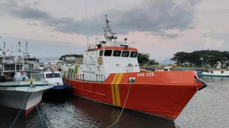 Tiba di Banyuwangi, KN SAR Widura 225 Perkuat Respons Darurat Selat Bali