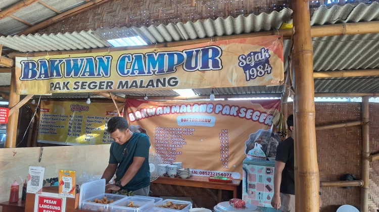 Bakwan Campur Malang Pak Seger Jember, Kuliner Legendaris Turun-Temurun Sejak 1984