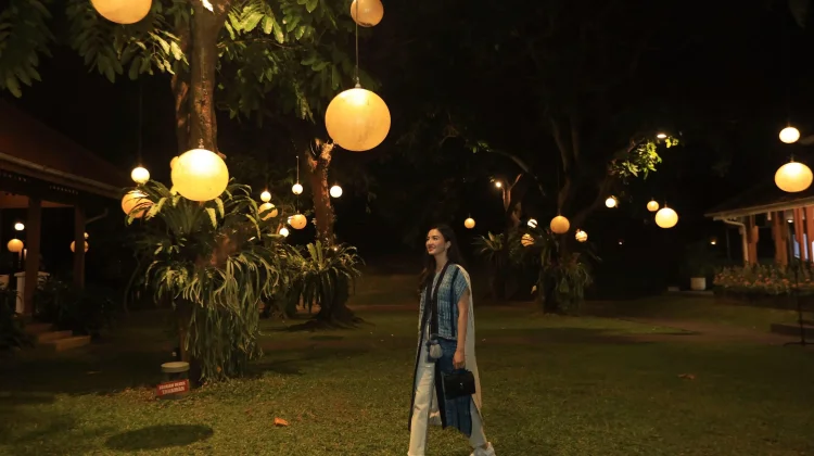Raline Shah Terpukau Arsitektur Pendopo Banyuwangi