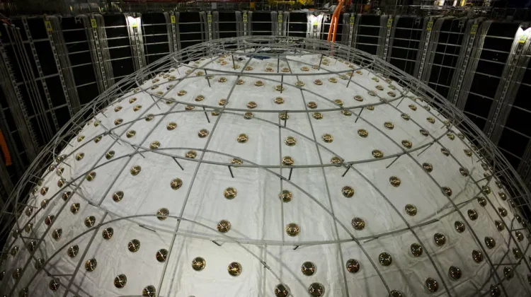 Detektor Bawah Tanah di China Ungkap Temuan Baru tentang Neutrino Misterius