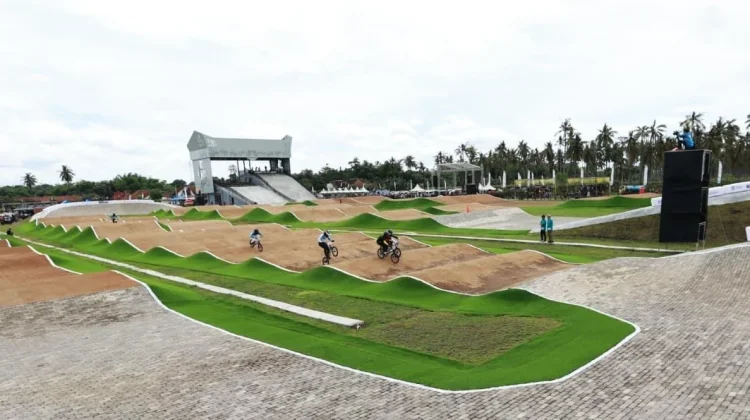 Banyuwangi BMX Supercross Diikuti 294 Pembalap Internasional