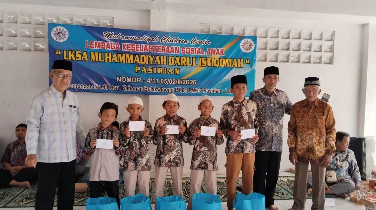 PWRI Pasirian Santuni Yatim Piatu,Tebar Kepedulian dan Harapan