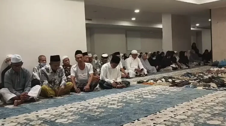 Jemaah Haji Jember Maksimalkan Ibadah dan Ziarah di Madinah