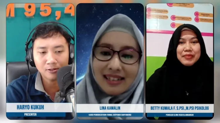 Batasi Medsos Anak, Pola Asuh dan Keteladanan Jadi Kunci