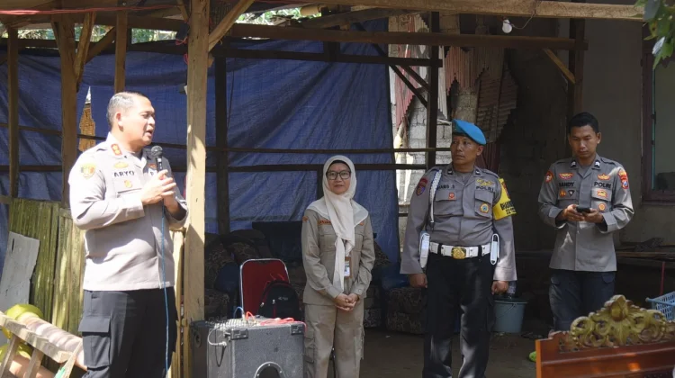Hari Bhayangkara ke-80, Polres Bondowoso Bedah Rumah Warga Tegaljati