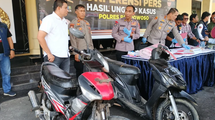 Dua Pelaku Perampasan dan Curanmor Diamankan Polres Bondowoso