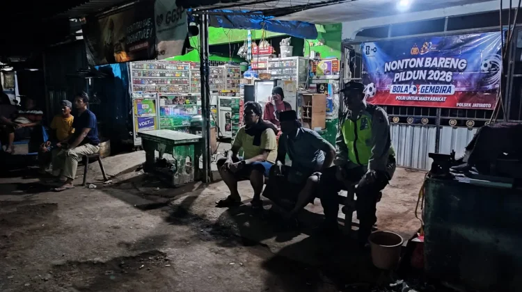 Warga Jatiroto Antusias Gelar Nobar Piala Dunia